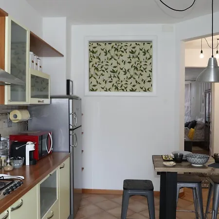 Apartment Casa Vacanze I Tetti Charming In Town Center Trieste